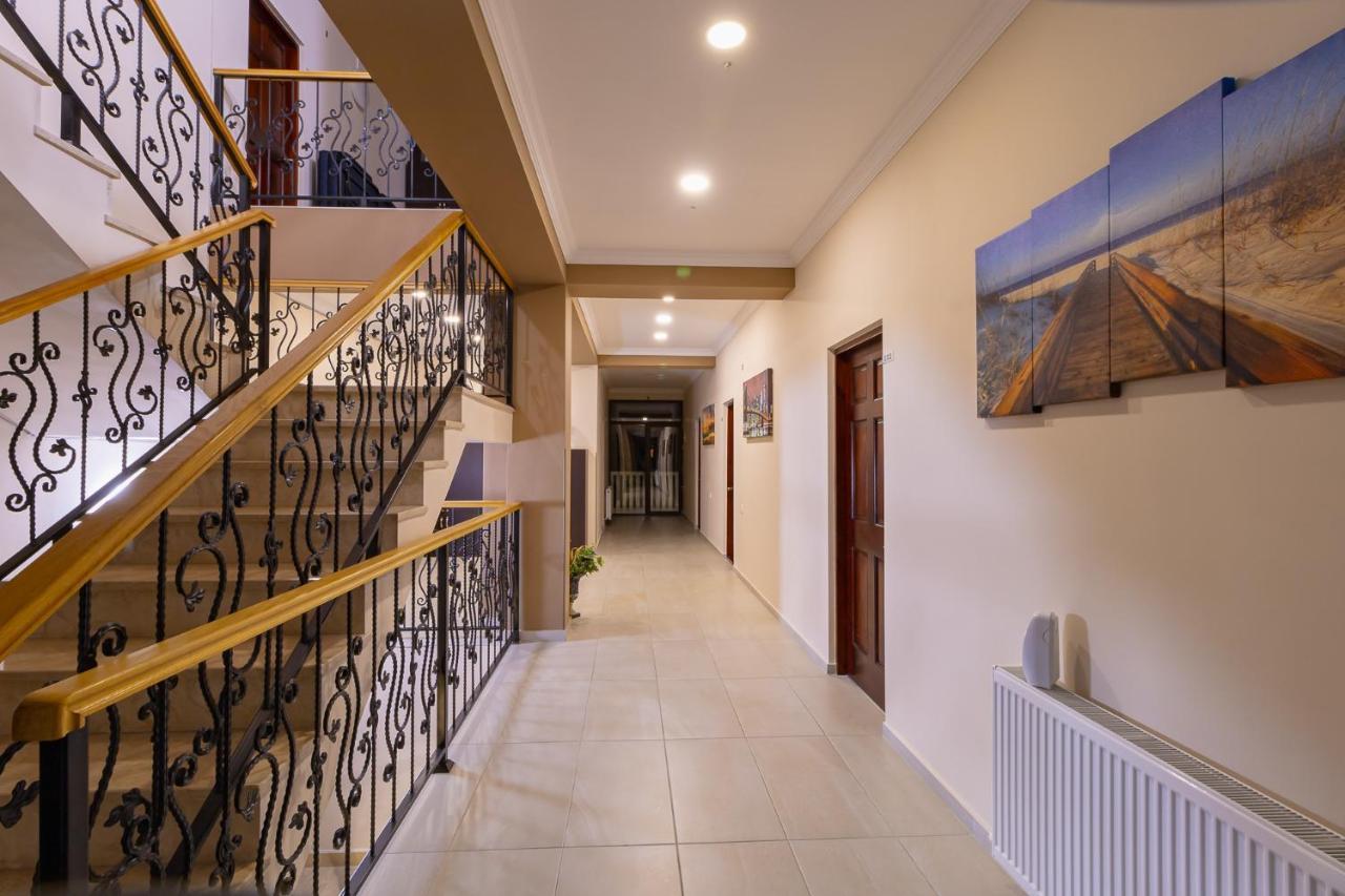 Hotel Patriot Mestia Ngoại thất bức ảnh