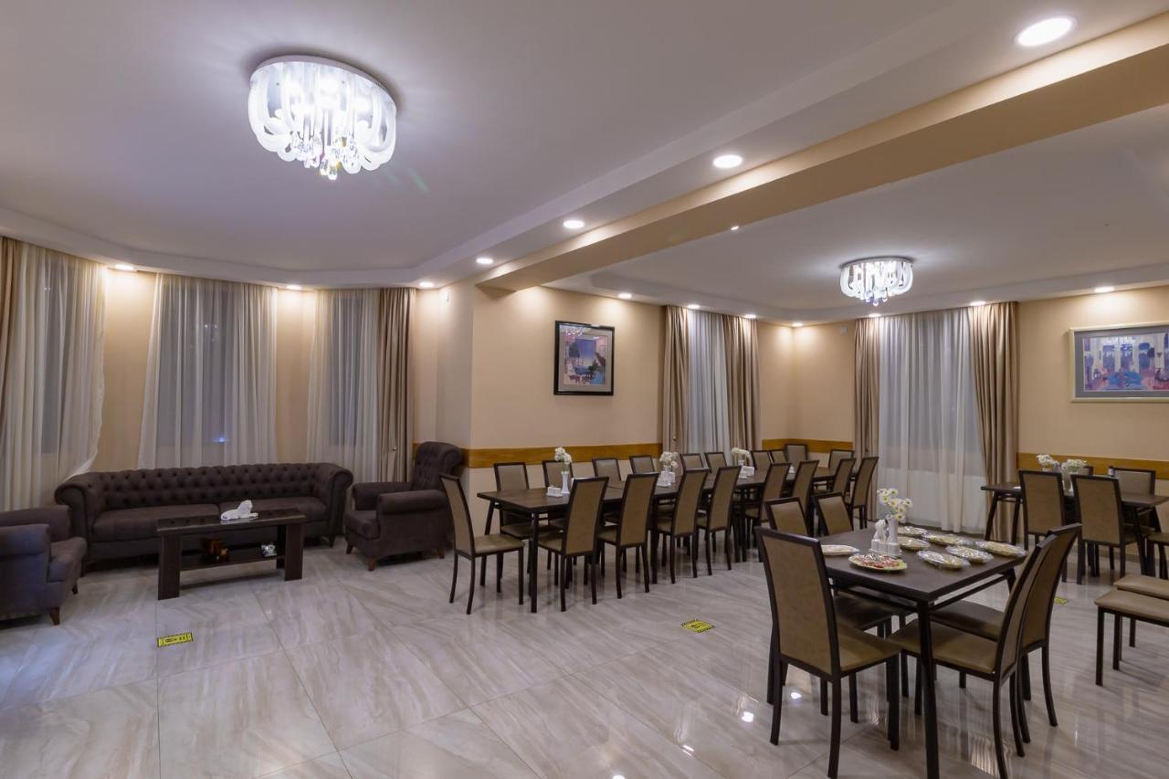Hotel Patriot Mestia Ngoại thất bức ảnh