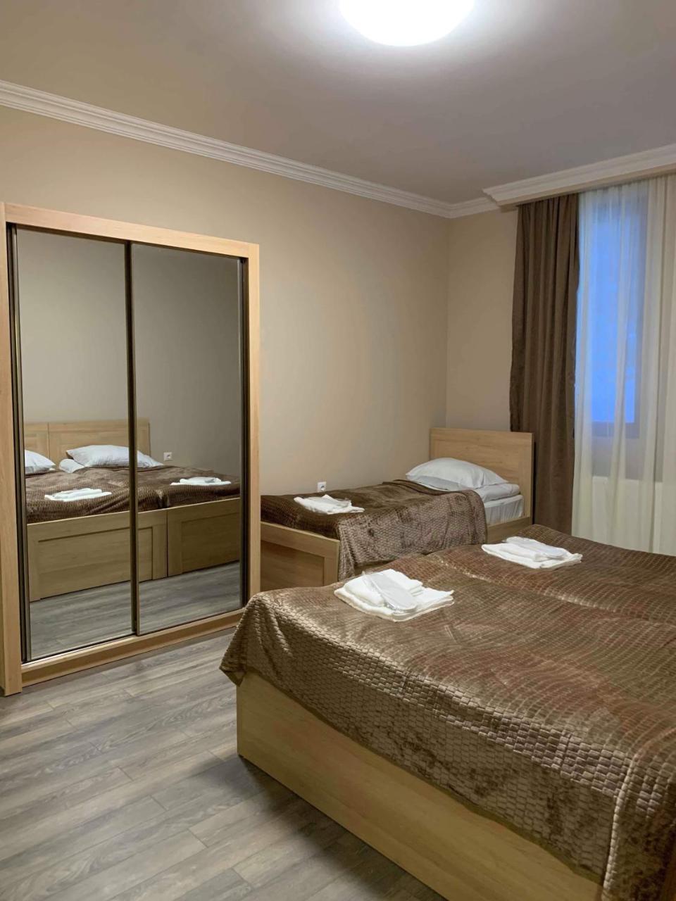Hotel Patriot Mestia Ngoại thất bức ảnh