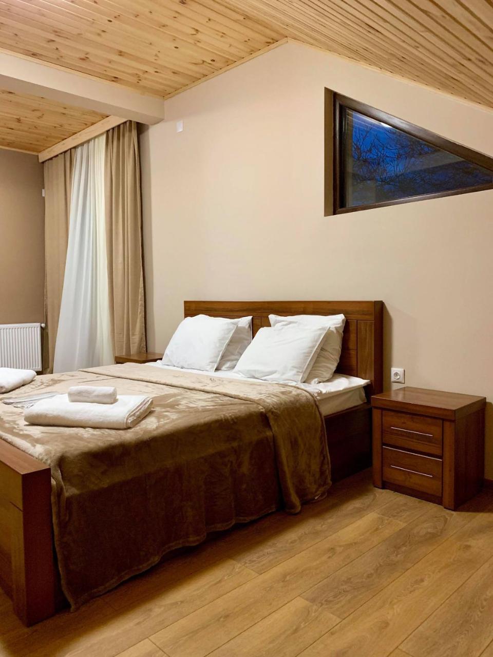 Hotel Patriot Mestia Ngoại thất bức ảnh