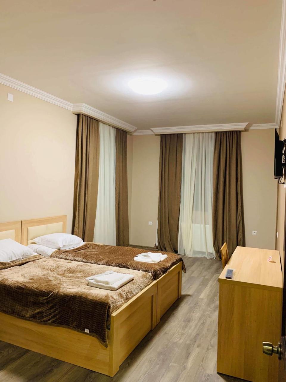Hotel Patriot Mestia Ngoại thất bức ảnh