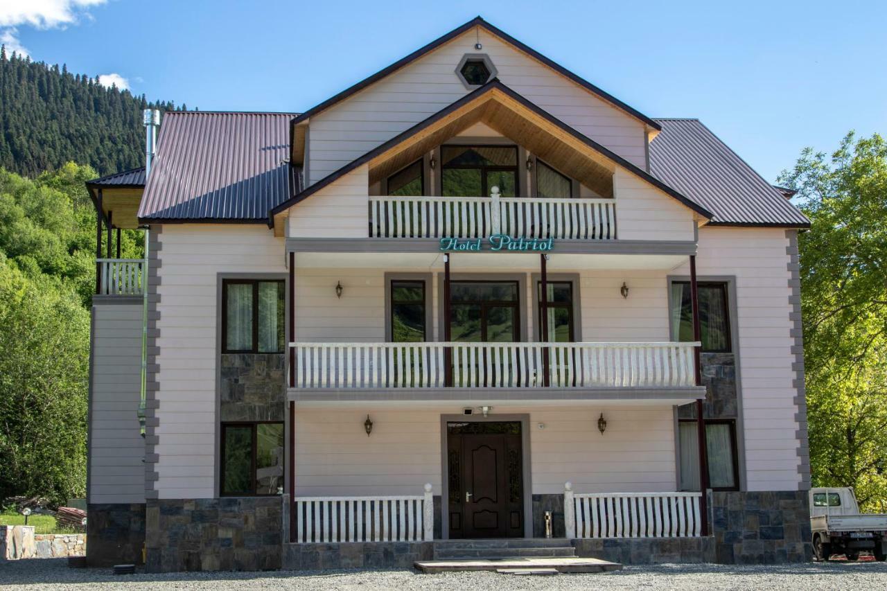 Hotel Patriot Mestia Ngoại thất bức ảnh